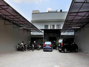 D'Paragon Pringwulung Maguwo Esterno foto